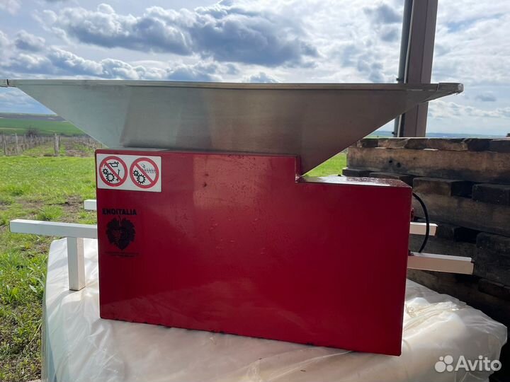 Электрическая дробилка Enoitalia 2M