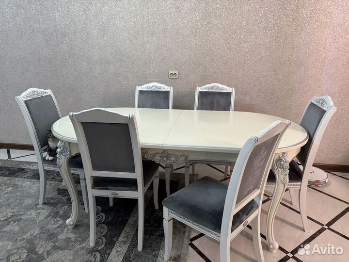 Стол со стульями бу