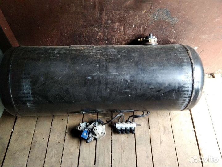 Газовый баллон бу, объем 105л с редуктором
