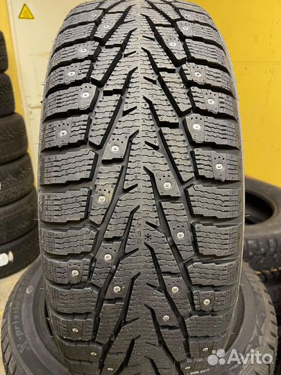 Ikon Tyres Character Ice 7 SUV 255/55 R18 109T