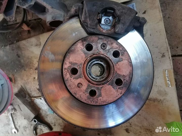 Запчасти Фольксваген поло 2011г