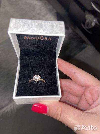 Pandora кольцо сердце