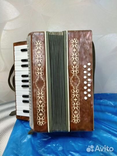 Продам детский аккордеон