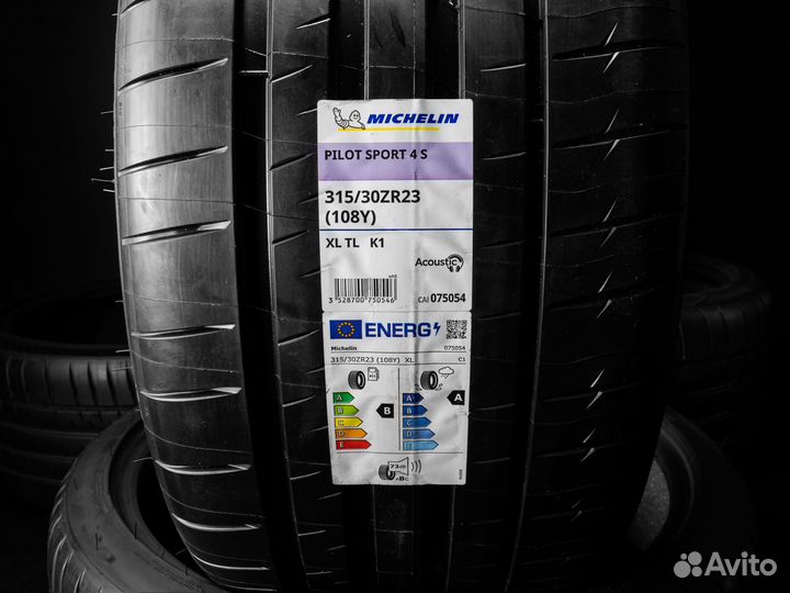 Michelin Pilot Sport 4 S Acoustic 315/30 R23 и 255/35 R22 113Y