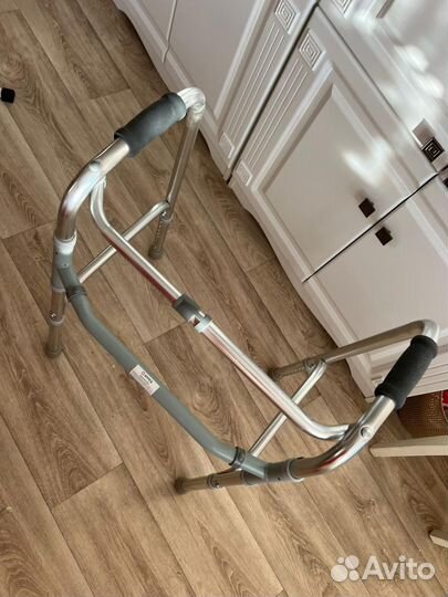 Ходунки для взрослых