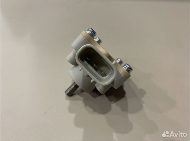 Датчик положения кузова Toyota/Lexus