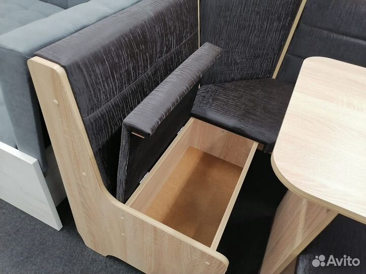 Кухонный уголок