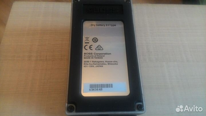 Педаль эффектов boss MT-2