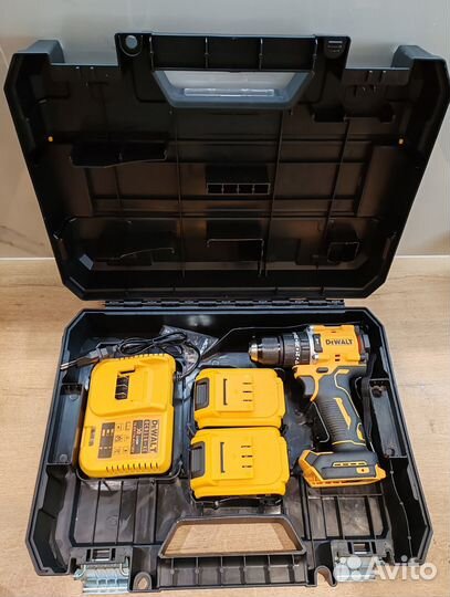 Бесщеточный шуруповерт Dewalt 20v 6 a/h