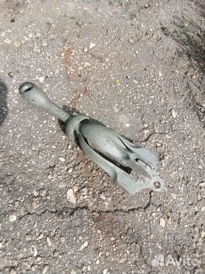 Якорь кошка