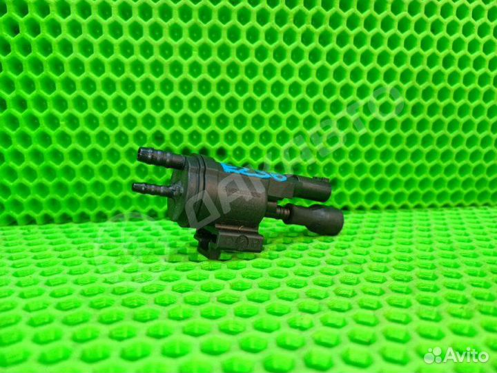 Клапан вакуумной системы Mercedes-Benz E W210