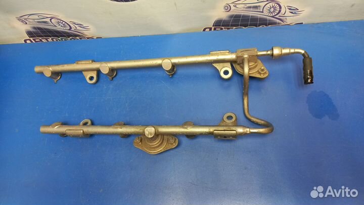 Рампа(рейкатопливная Nissan VQ35DE 17521JA10B