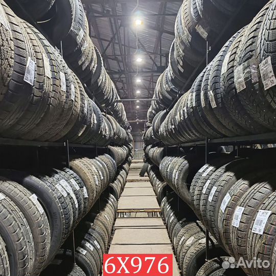 Bridgestone Blizzak Spike-01 225/55 R16 90L