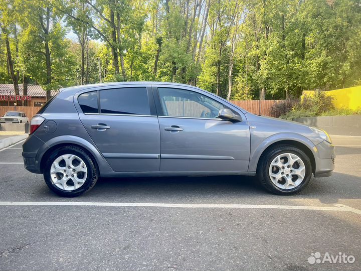 Opel Astra 1.8 AT, 2006, 267 234 км