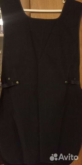 Для парикмахерской пенюар,фартуки