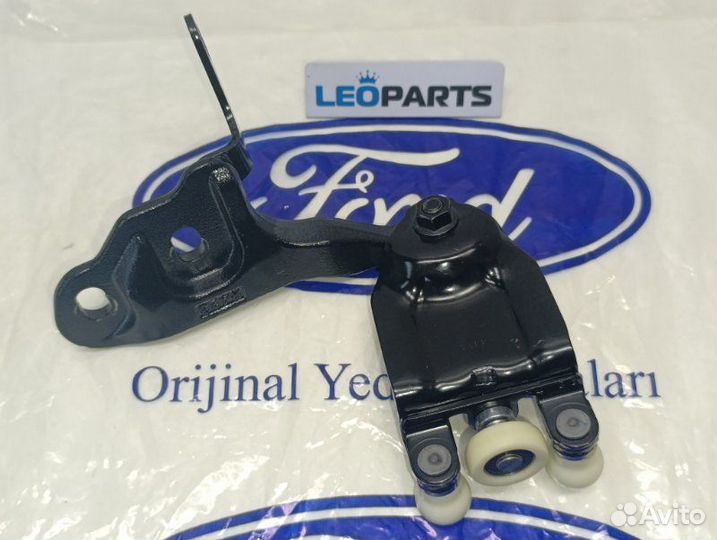 Ролик сдвижной двери верхний Ford Transit 2014