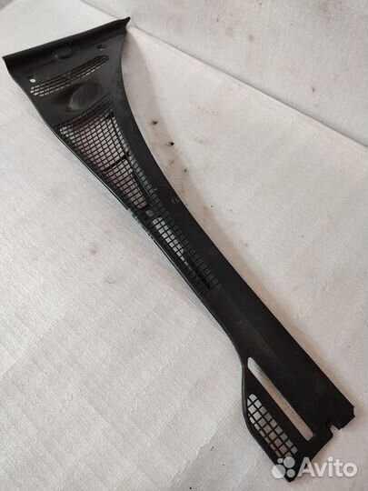 Планка обтекателя правая bmw 5 e34