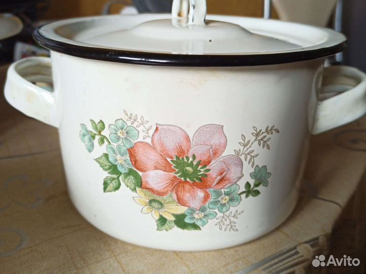 Кастрюля эмалированная 2,5л