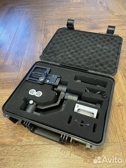 Zhiyun crane v2