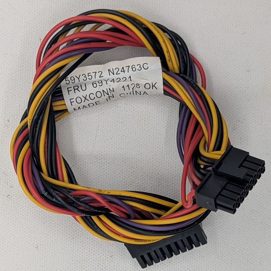 [59Y3572] Кабель 69y4221, Ibm System X3620 M3