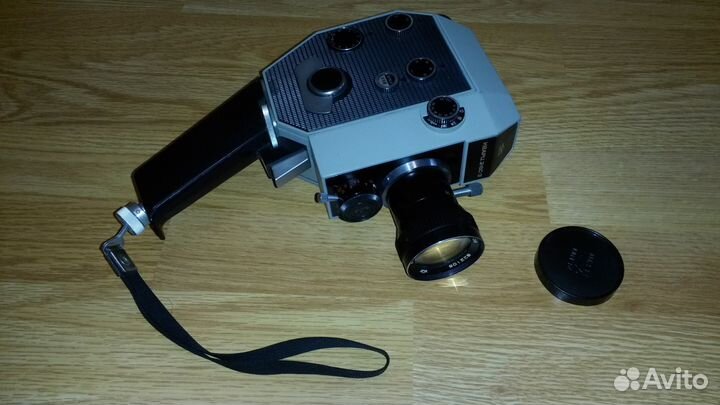 Видеокамера 