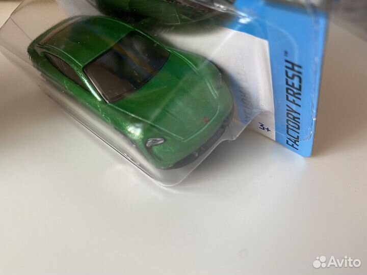 Hot wheels Porsche Panamera Taycan Turbo S