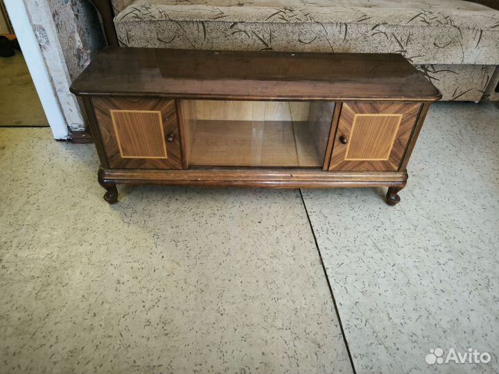 Тумба под телевизор румынская