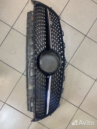 Решетка радиатора оригинал Diamond