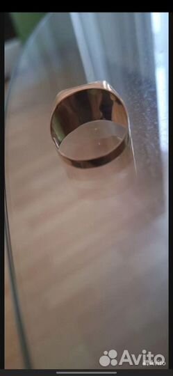 Мужской золотой перстень
