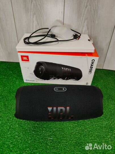 Портативная колонка JBL Charge 5