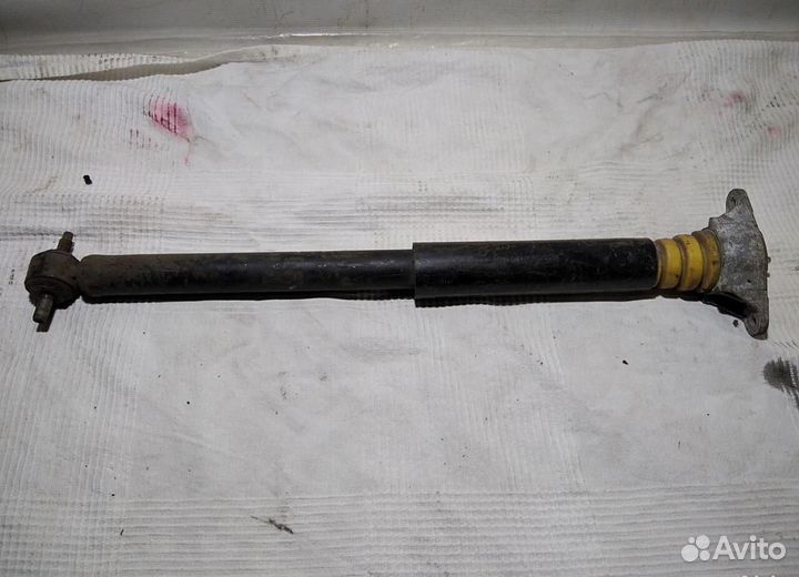 Амортизатор задний Maздa 3 BM