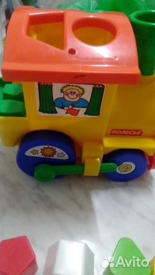 Паровоз игрушечный