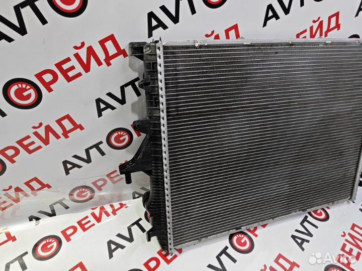 Радиатор Audi Q7 4L cjtc 02.05.2012