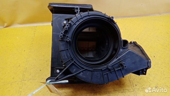 Корпус отопителя Transit