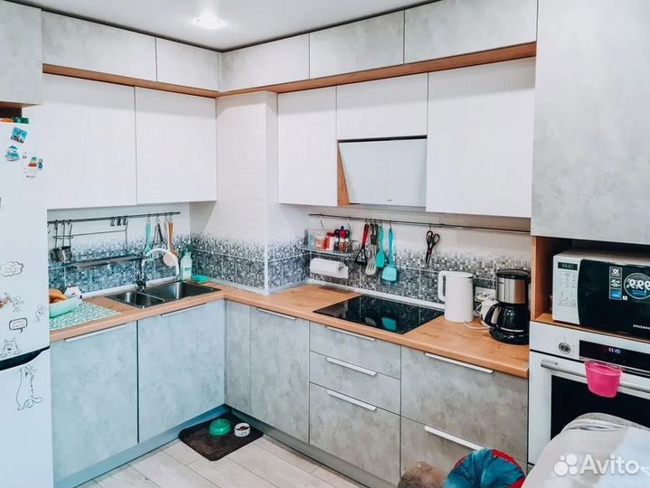 Кухонная мебель в потолок