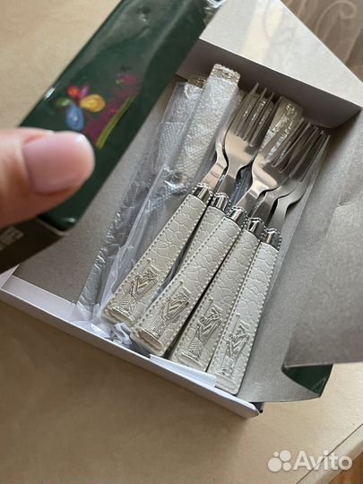 Набор столовых приборов новый