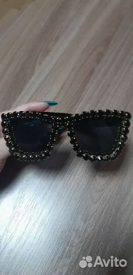 Солнцезащитные очки женские