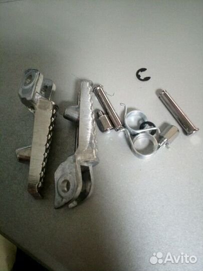 Подножки передние для Honda CBR600RR, CBR1000RR