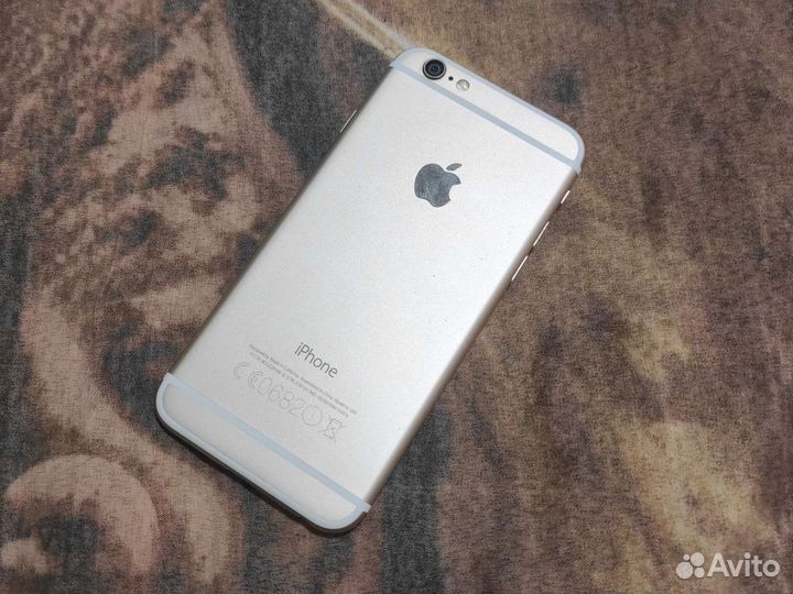 Телефон iPhone 6 1/16