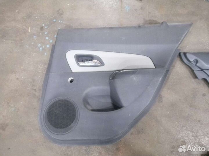 Дверная карта Chevrolet Cruze