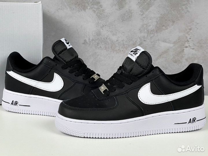 Nike Air Force Black Low 07