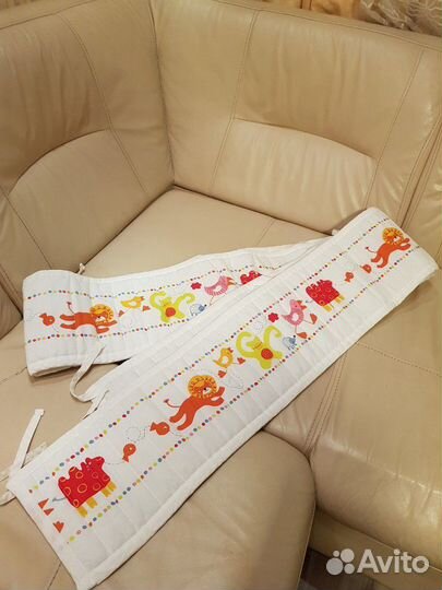 Бортик мягкий в детскую кроватку икея