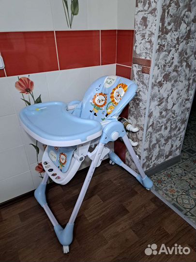 Стульчик для кормления babyton