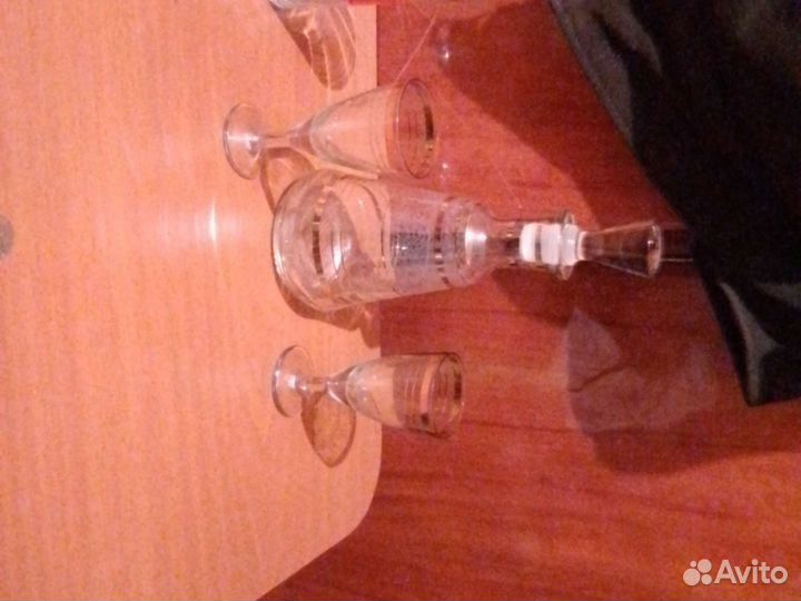 Рюмки и графин