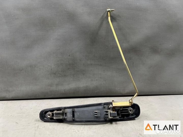 Ручка двери задний правый toyota estima