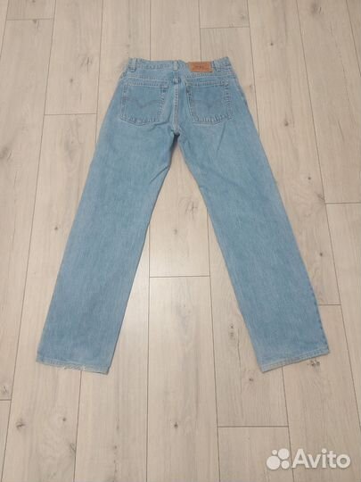 Джинсы Levi's 555