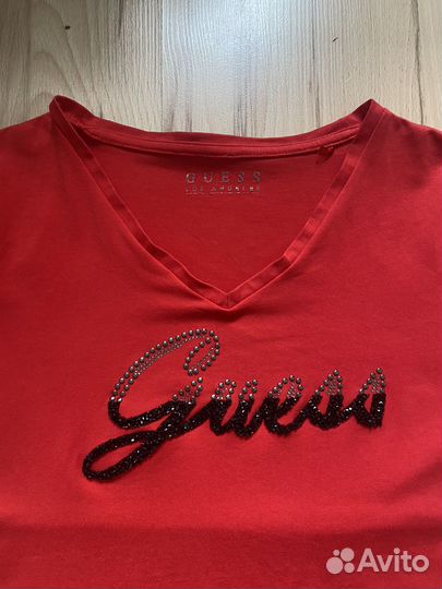 Футболка красная Guess