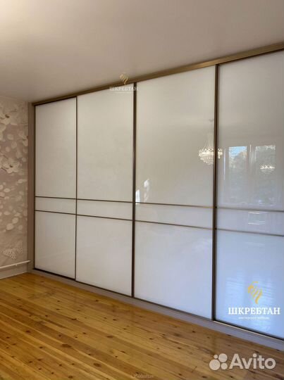 Перегородка стеклянная раздвижная