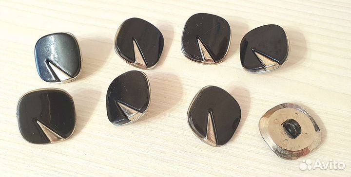 Пуговицы СССР новые разные