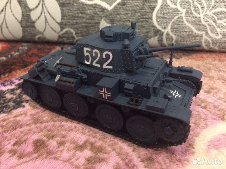 Сборные модели танки, вертолеты, машины